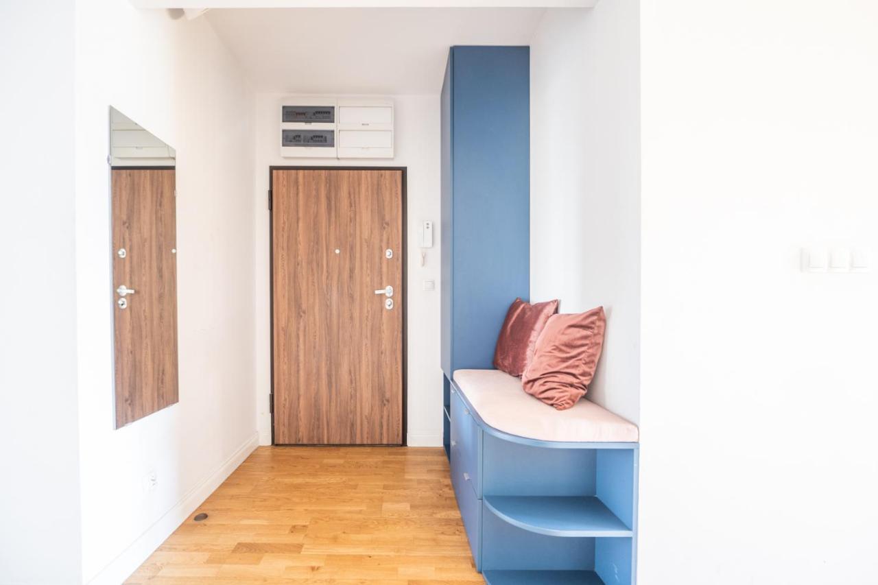 Krucza Apartment ~ Self Check-In 24H ~ Parking And Lift Wrocław Extérieur photo